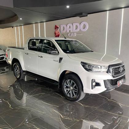TOYOTA HILUX 2.8 SRV 4X4 CD 16V DIESEL 4P AUTOMÁTICO